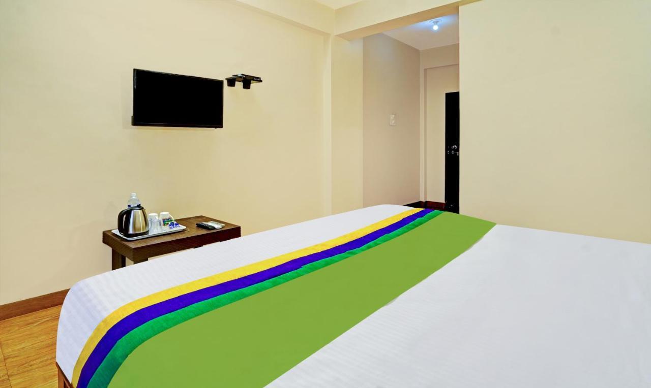 Treebo Ss Residency, Dapoli Hotel Exterior photo